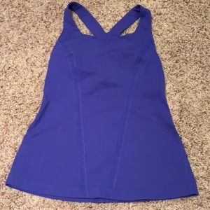 Lululemon sport top w/built in support! Periwinkle